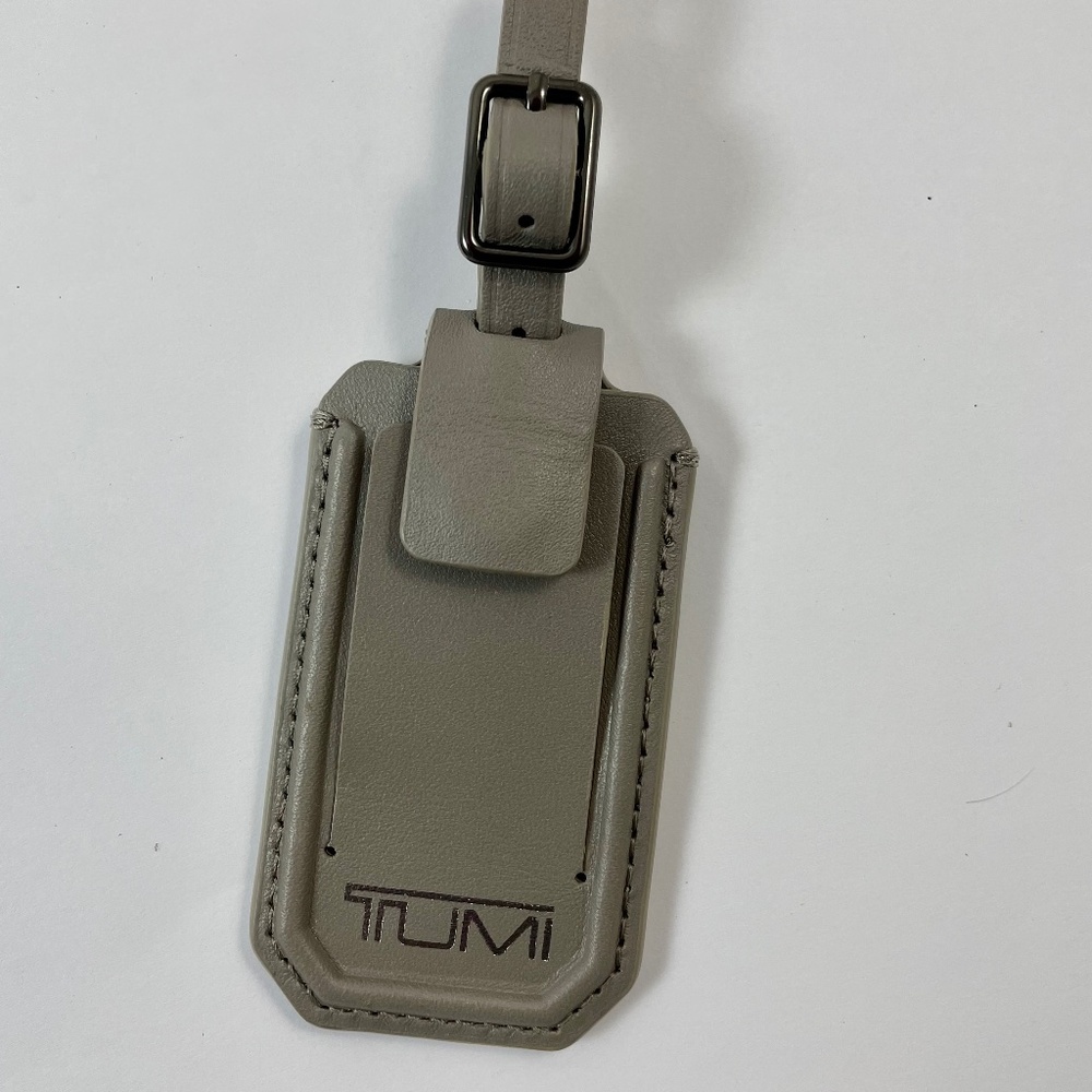 Tumi Luggage ID Hang Tag Briefcase Duffle Tag Travel Leather Gray BRAND NEW